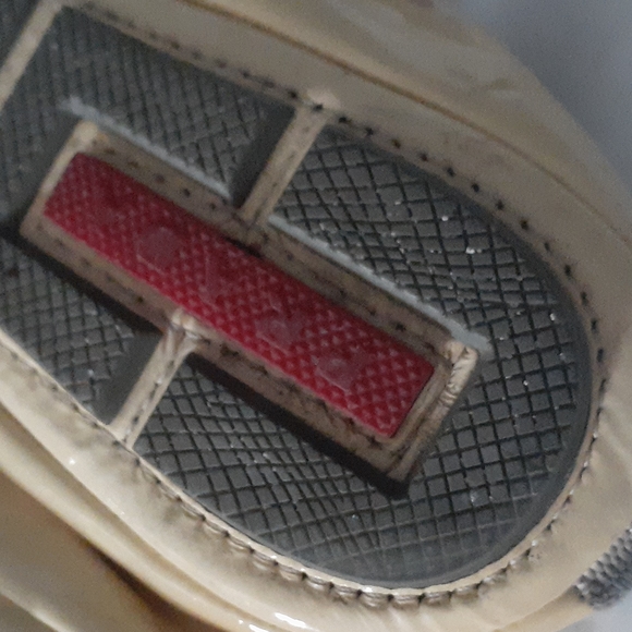 Prada Ballet Flat Yellow  Patent Leather Driving Shoe sz 36 - Picture 9 of 11